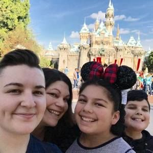 Meet your Posher, Nicole